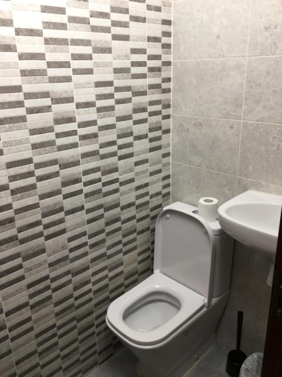 Hostal Hilton Burgos Bagian luar foto